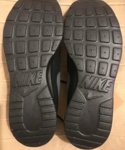 Nowe Buty Nike Tanjun – Czarne – r. 39