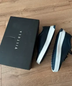 Nowe męskie skórzane buty sneakersy Vistula, model Arno, r. 44