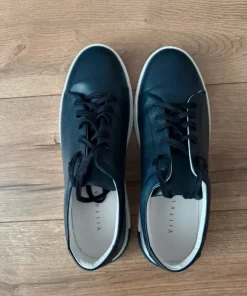 Nowe męskie skórzane buty sneakersy Vistula, model Arno, r. 44