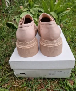 Ny skön och snygg skinnloafer
