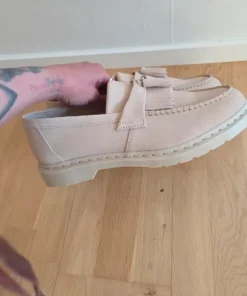 NYA Dr Martens Adrian Mono loafers tofsar fest bröllop mocka stl 47