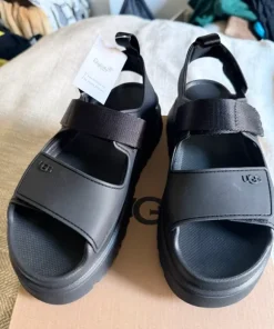 NYA Ugg sandaler goldenglow strl 39