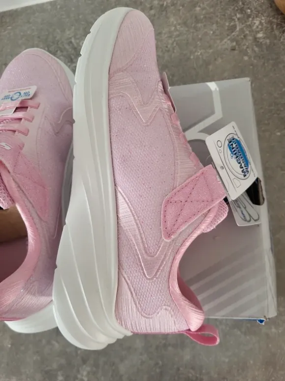 Nye lyserøde glimmer skechers
