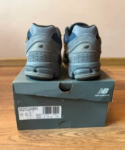 Obuwie New Balance M2002RPH r. 42 nowe sneakersy lifestyle navy