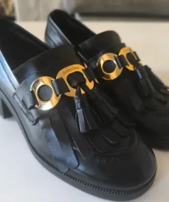 Piękne skórzane loafersy See by Chloé old money