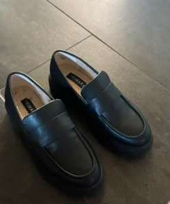 Primark loafers fodrade stl 38 – svarta chunky skor 🖤