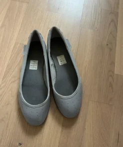 Puma ballerina skor grå stl 38