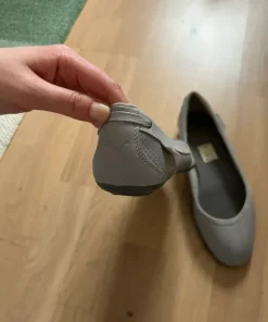 Puma ballerina skor grå stl 38