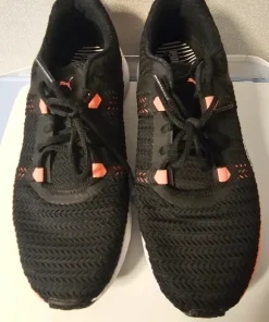 Puma kengät