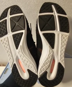 Puma kengät