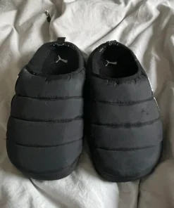 Puma puffer slides