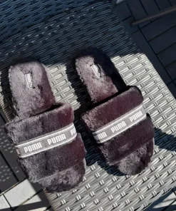 Puma slippers pels