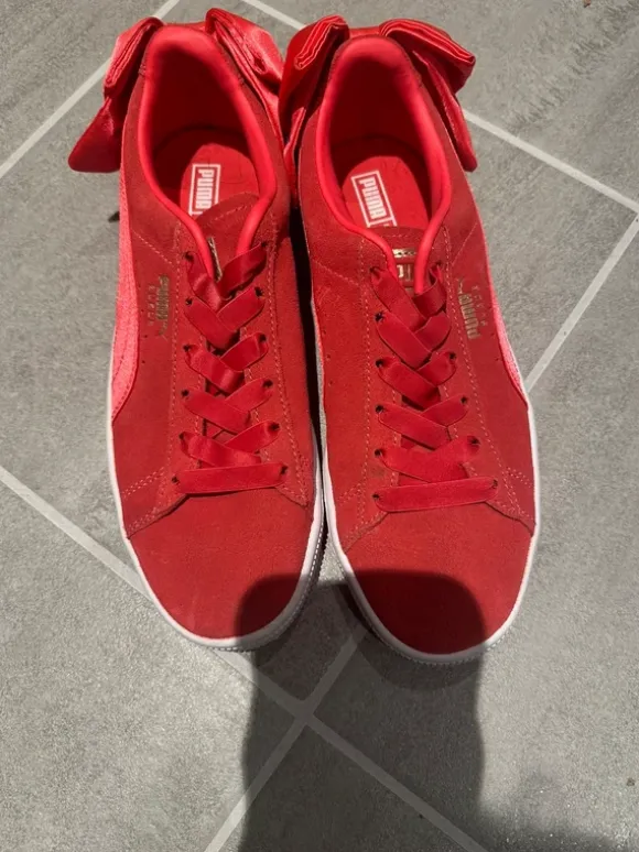 Puma sneakers