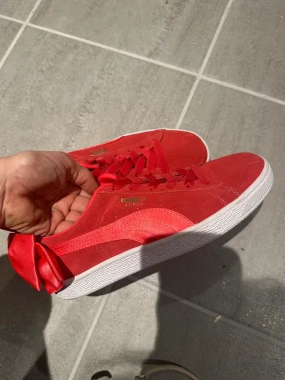 Puma sneakers