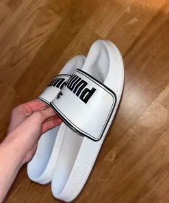 Puma tofflor