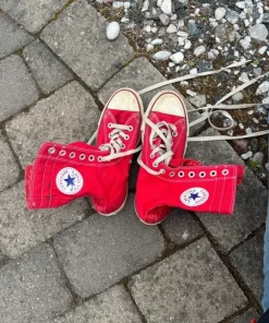 Röda converse