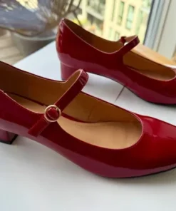 Røde læder pumps / New red Mary Jane shoes high gloss patent leader