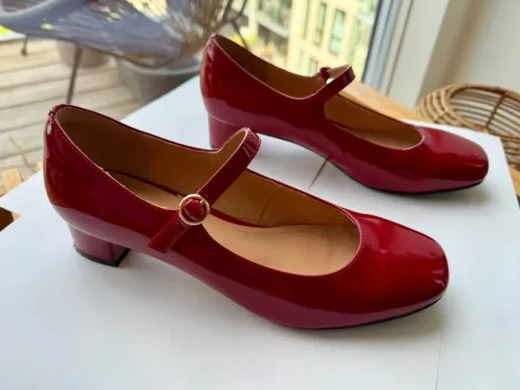 Røde læder pumps / New red Mary Jane shoes high gloss patent leader