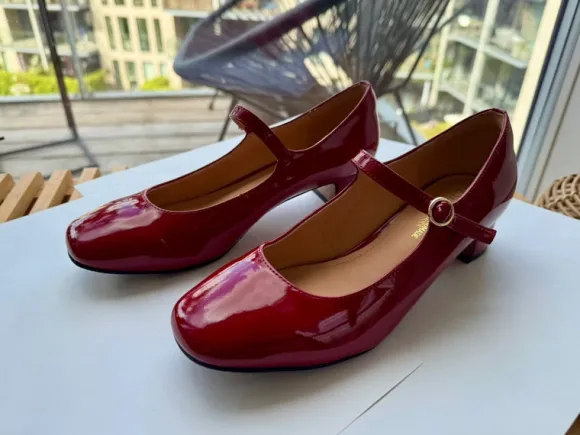 Røde læder pumps / New red Mary Jane shoes high gloss patent leader