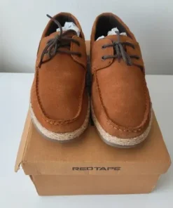 Red Tape ruskin båt casual skor strl 45
