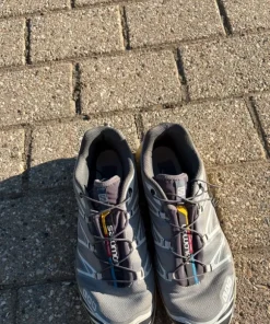 Salomon Snickers