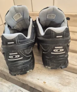 Salomon Svarta Gore-Tex skor