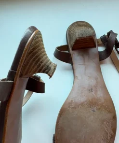 Sandal