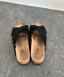 Sandaler med flæser