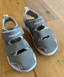 Sandaler Nordbjörn storlek 24