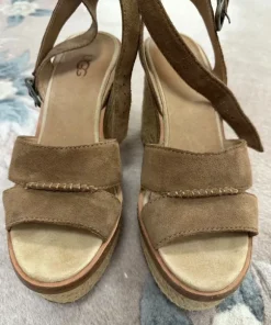 Sandały koturn platforma hippie boho festiwal zamsz skóra Ugg 38