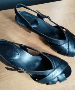 Sandały skórzane Clarks rozmiar 40
