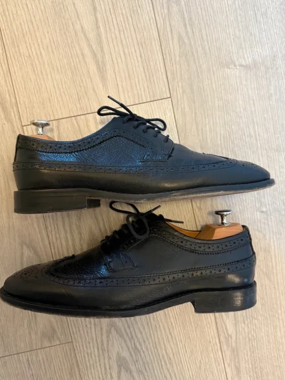 Sebago Handcrafted Wingtip Brogues – Grain Leather