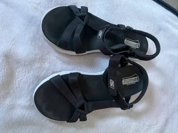 skechers sandaler