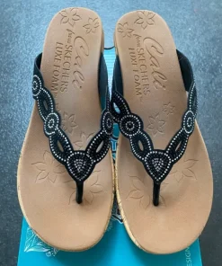 Sketchers flip flops med kilehæl