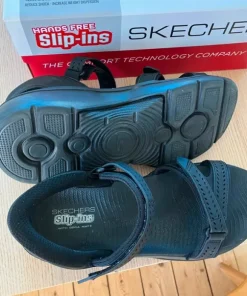 Skethers slip in sandal
