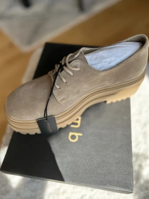 Sko beige