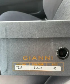 Skor från märket GIANNI, storlek 45