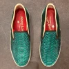 Slip ons ormskinn