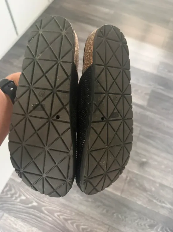 Slippers