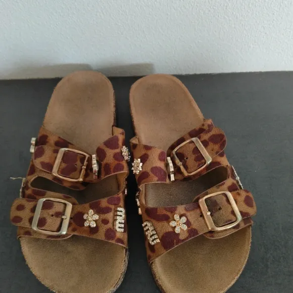 Slippers