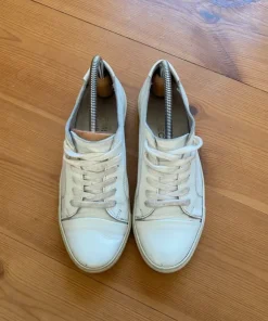Sneakers Garment project