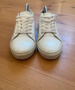 Sneakers Garment project