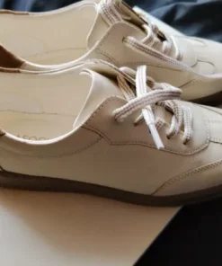 Sneakersy damskie marki Lasocki