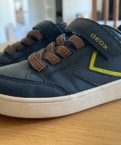 Sneakersy J Eclyper, rozmiar EUR 27