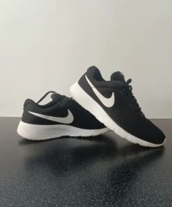 Sneakersy Nike 38, 5