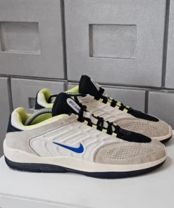 Sneakersy Nike SB Vertebrae buty sportowe męskie r 44 streetwear sportswear shoes trampki