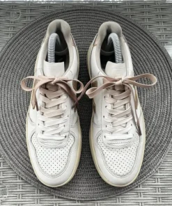 Snygga sneakers från VEJA