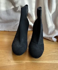 Sock boots