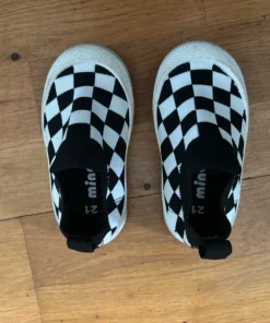 Socksneakers