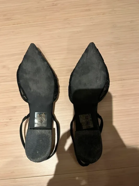 Sorte Slingbacks